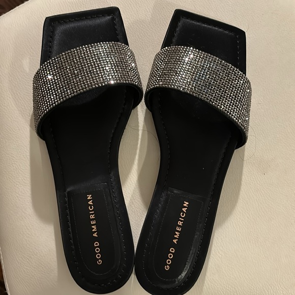 Good American Crystal Crush Standout Slide - size 9 - Picture 2 of 6